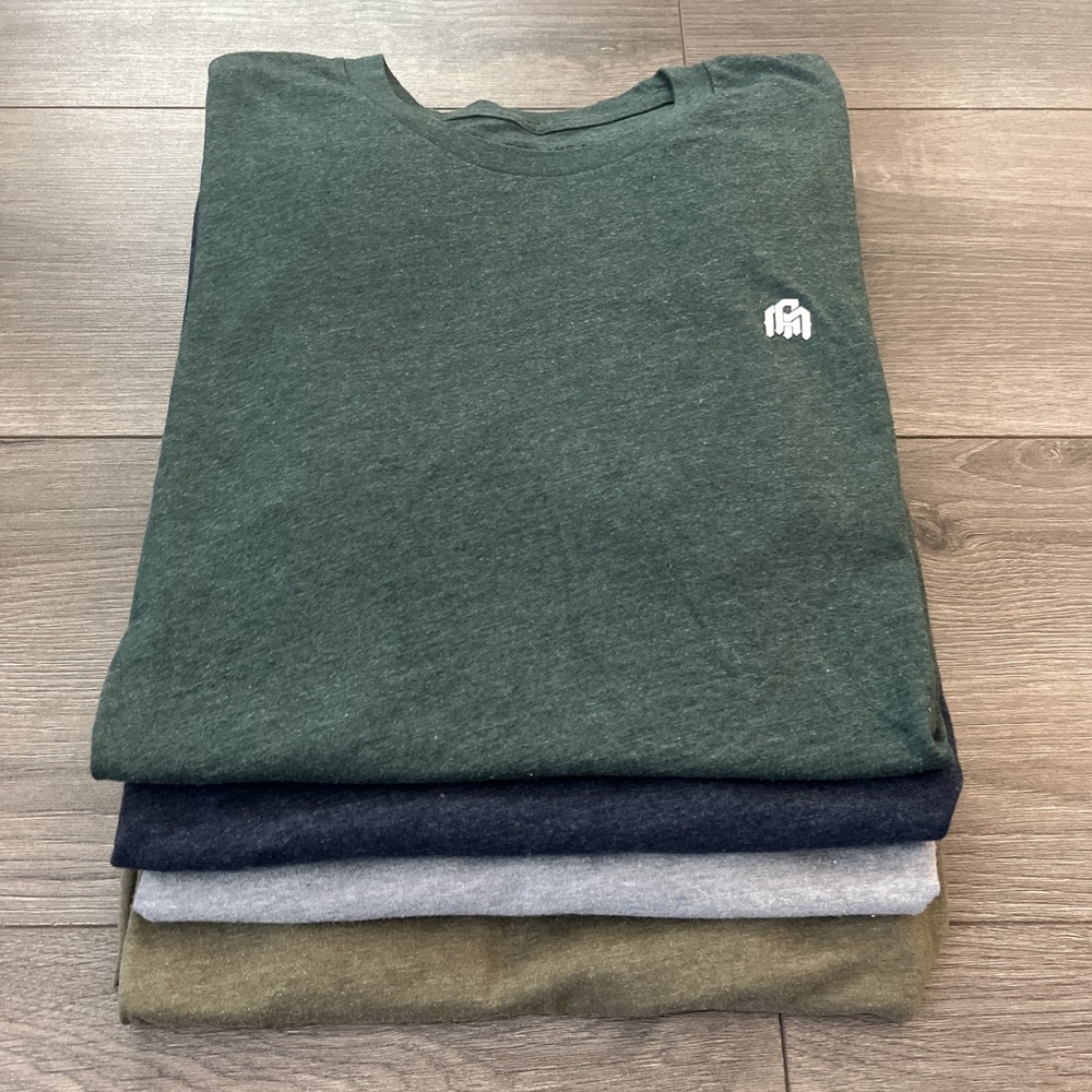 Into The AM Mens M T Shirt Lot Of 4 Green Gray